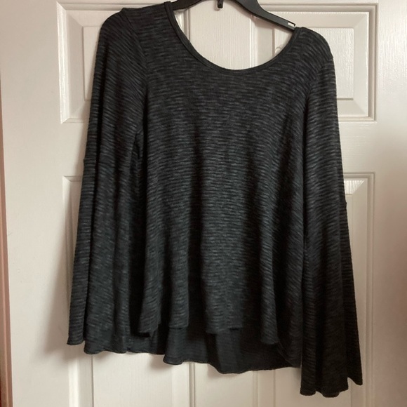 NWT Moa moa long sleeve shirt size L charcoal color lines - Picture 1 of 9